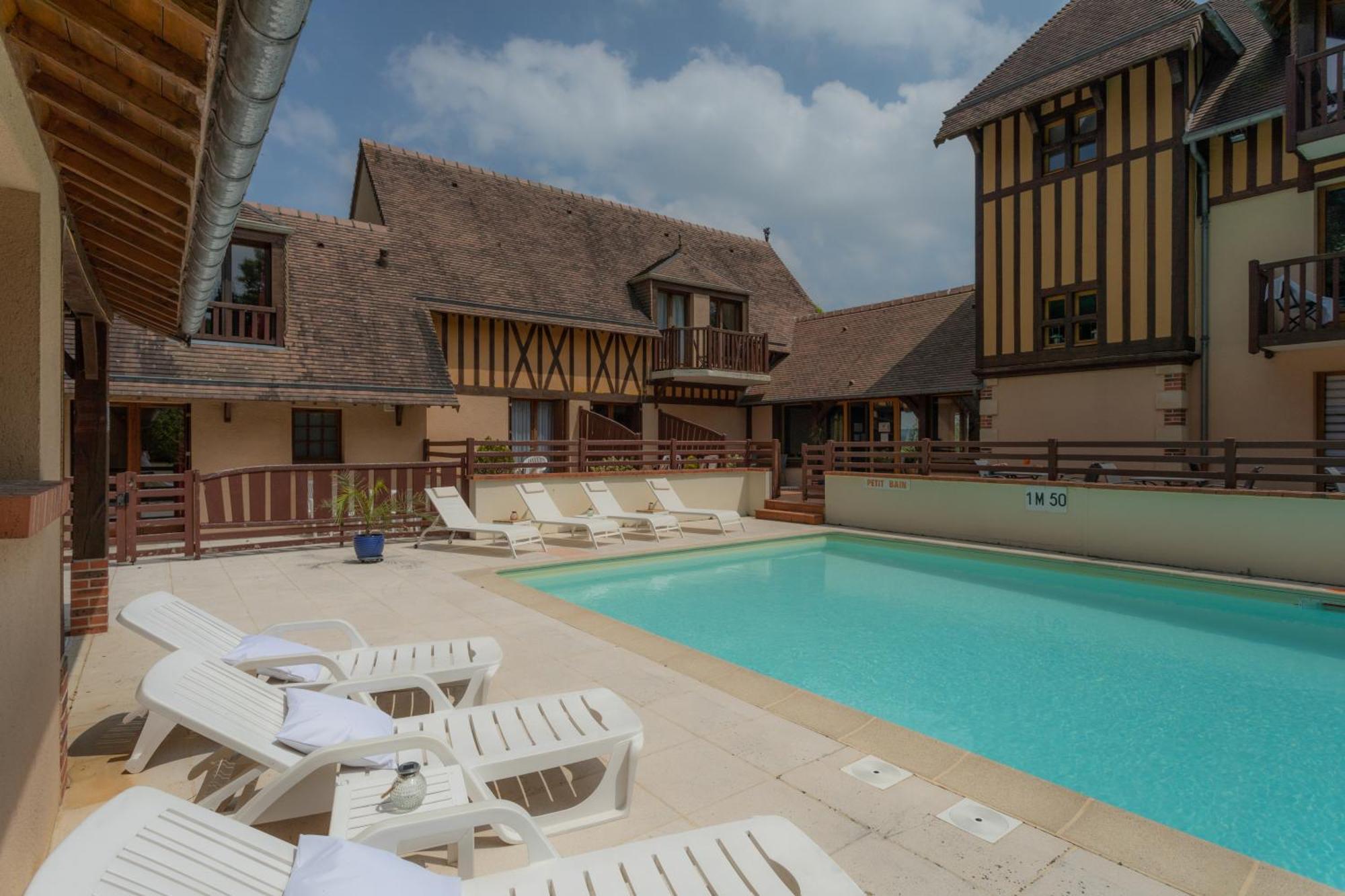 Hôtel Le Romantica Pennedepie Exterior foto